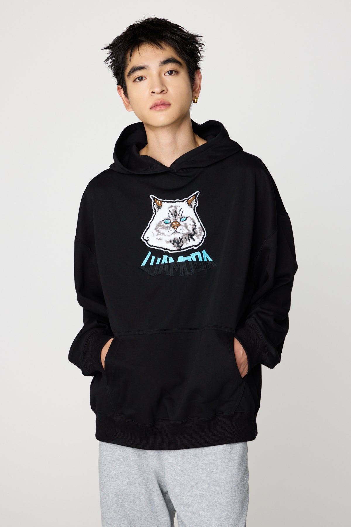 Cat Emblem Hoodie（BLACK)