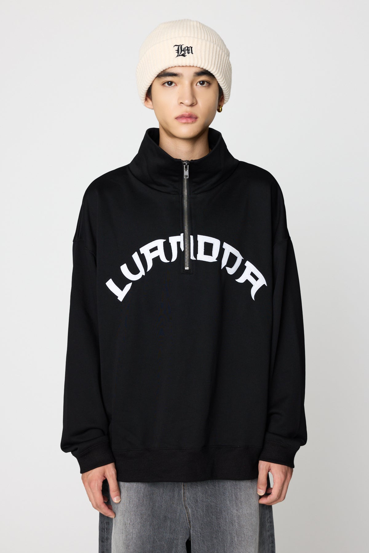 Logo Half Zip Sweat（BLACK）