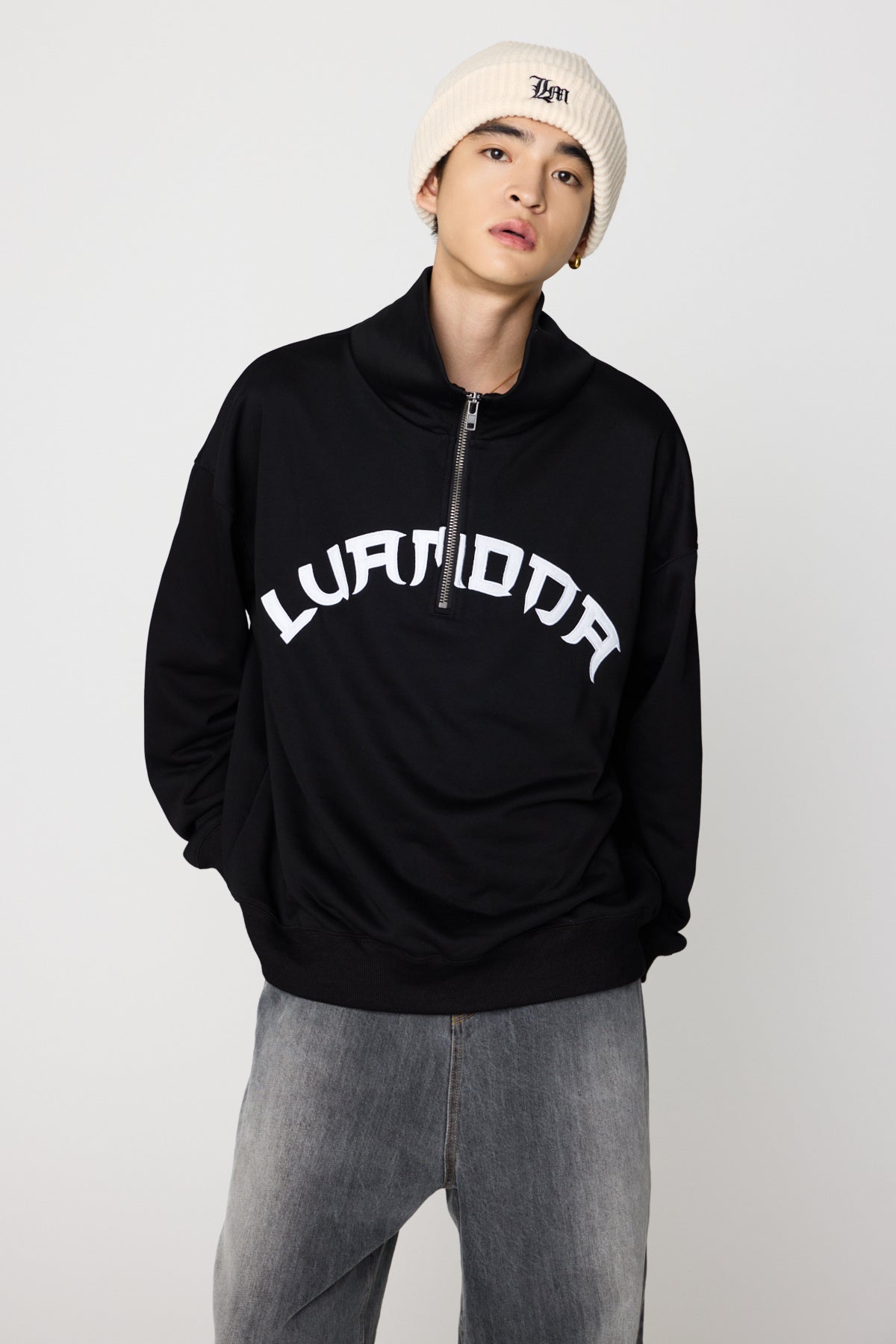 Logo Half Zip Sweat（BLACK）