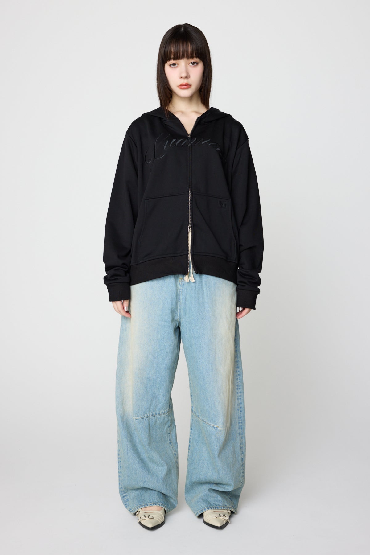 Barrel Leg Jeans（BLUE）