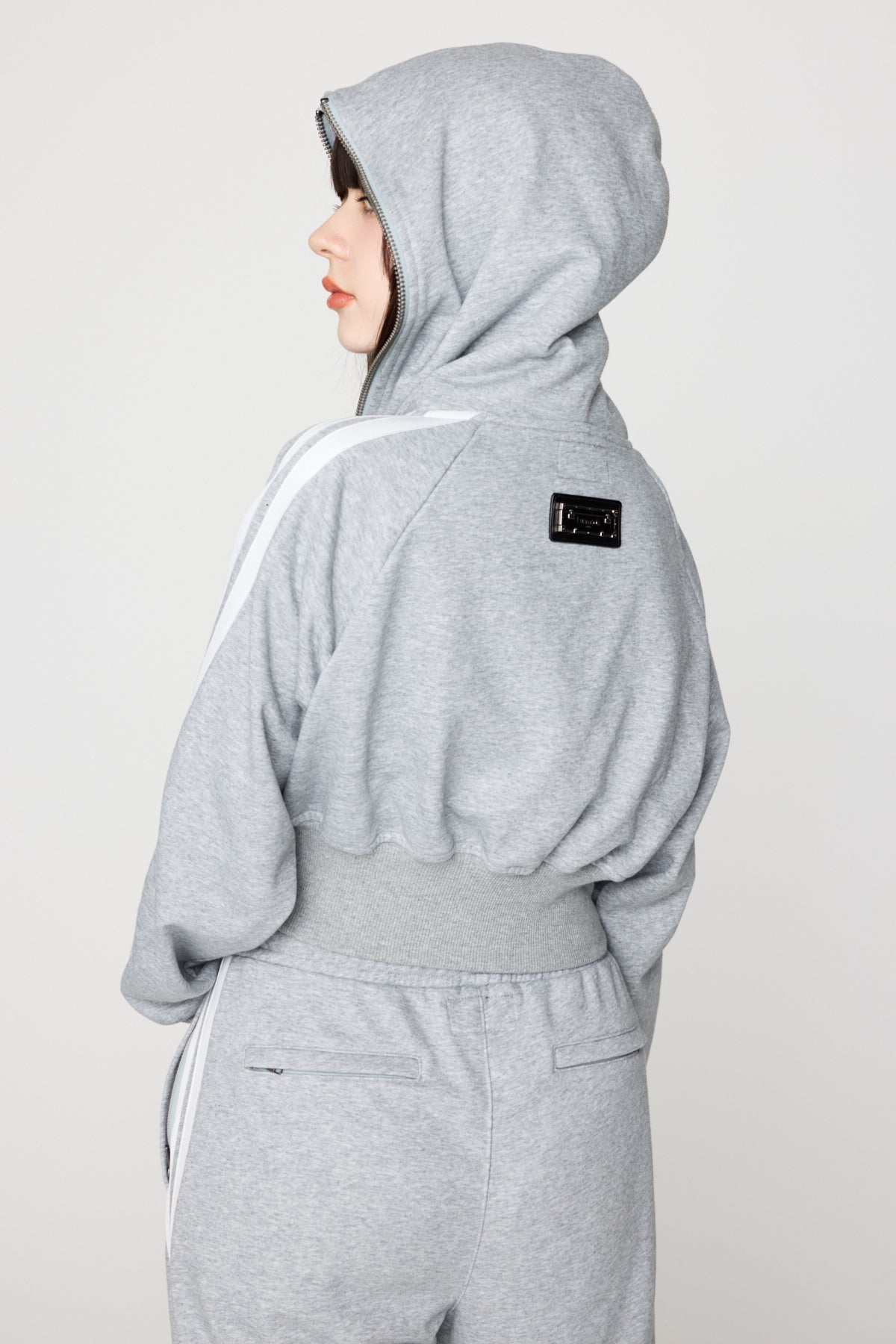 Double Line Cropped Hoodie（GRAY)