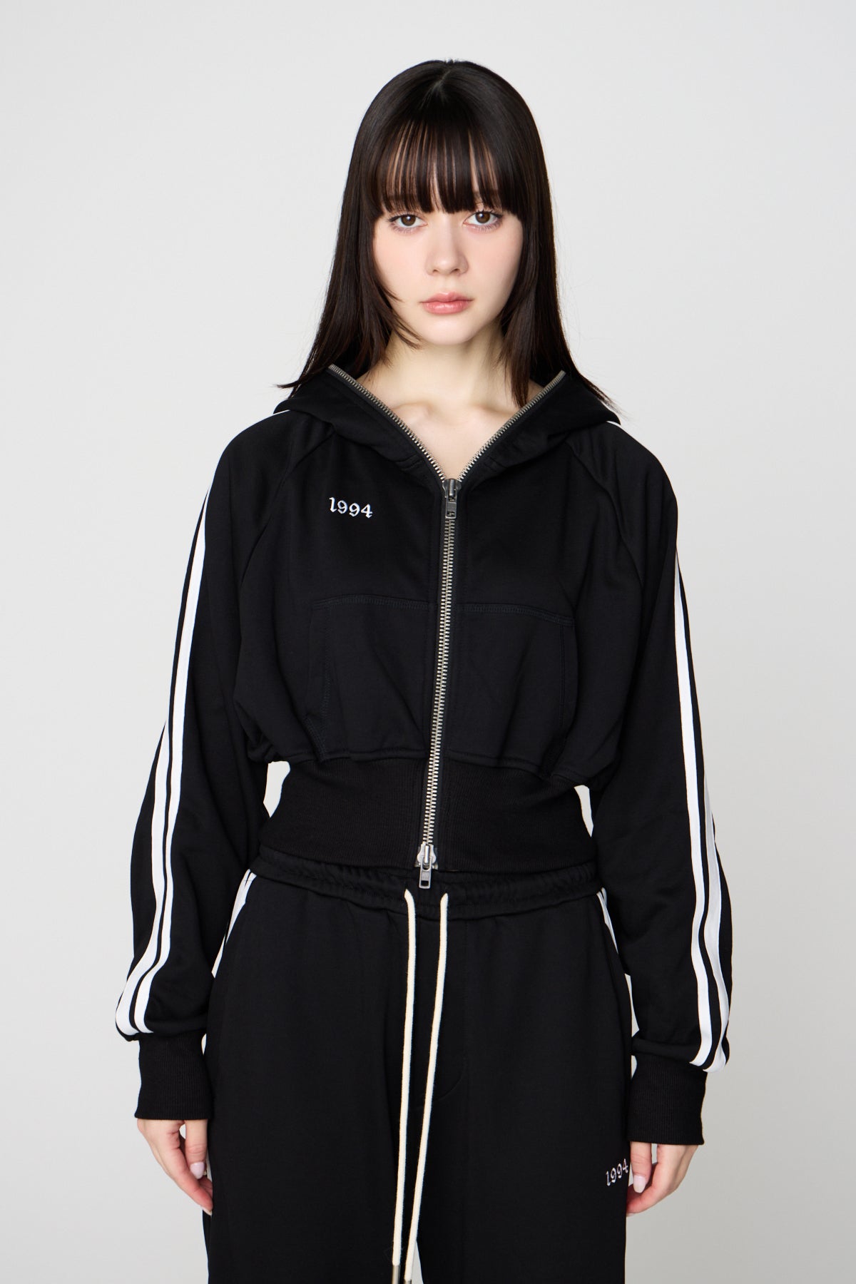Double Line Cropped Hoodie（BLACK)